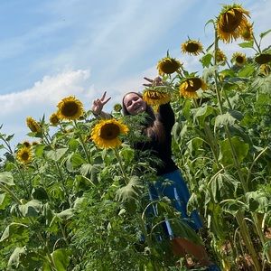 Meet your Posher, Hannah